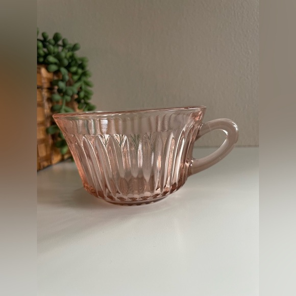 Pink Depression Teacup Set - Picture 8 of 13